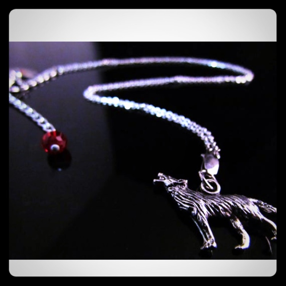 🐺🐺stainless steel wolf necklace RLDesigns